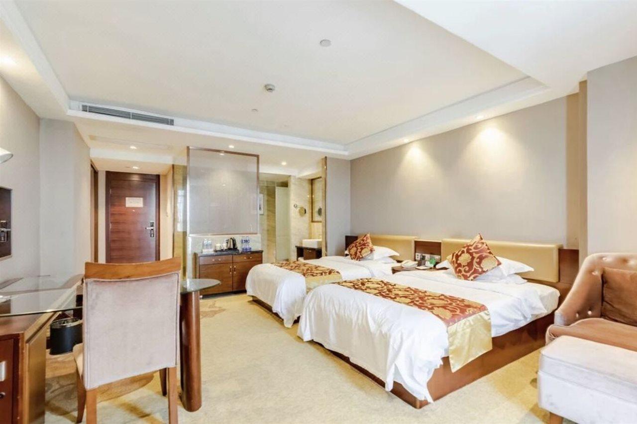 The Century Hotel Zhongshan  Bagian luar foto