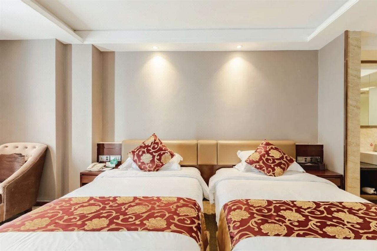 The Century Hotel Zhongshan  Bagian luar foto