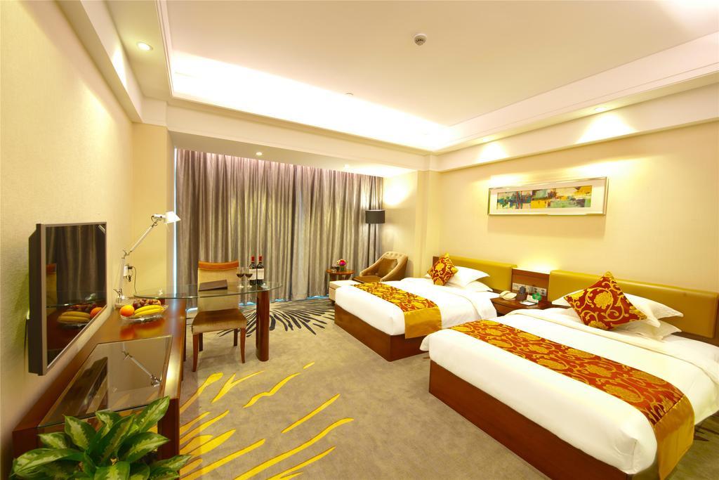 The Century Hotel Zhongshan  Ruang foto