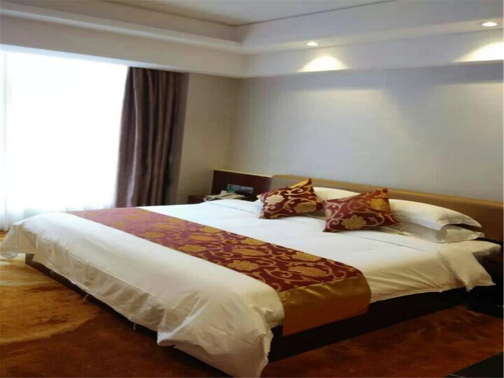 The Century Hotel Zhongshan  Bagian luar foto